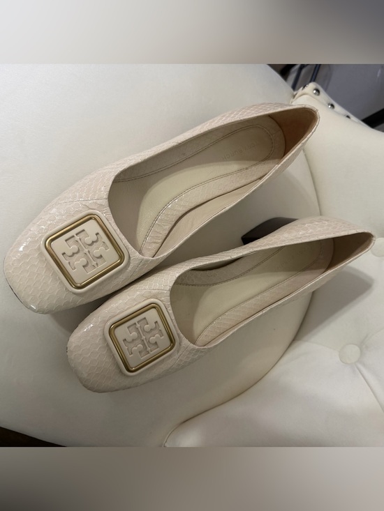 Tory Burch Shoes - Tory Burch Georgia Pump Size 10